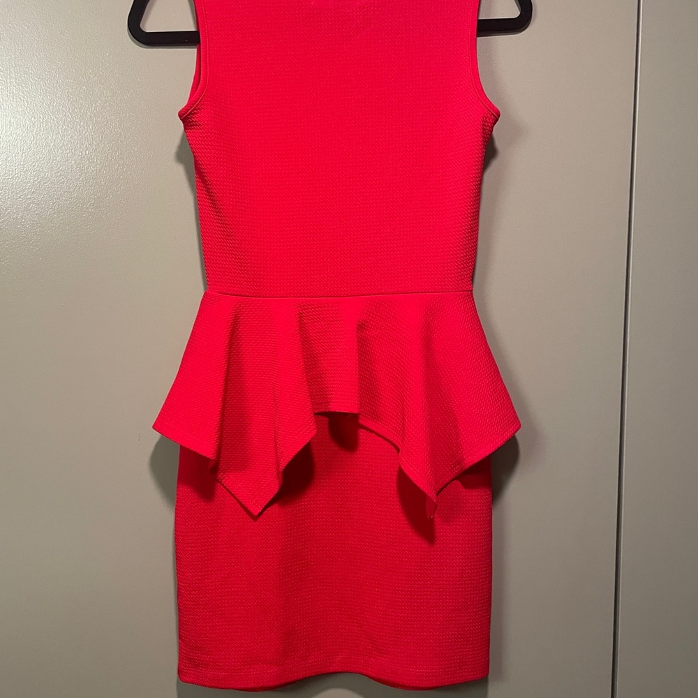 Hypnotik Red Peplum Belted Dress - Picture 5 of 6